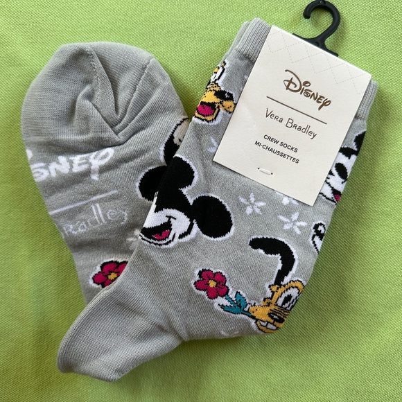 VERA BRADLEY DISNEY CREW SOCKS:NWT MICKEYDILLY PAISLEY - Picture 9 of 10